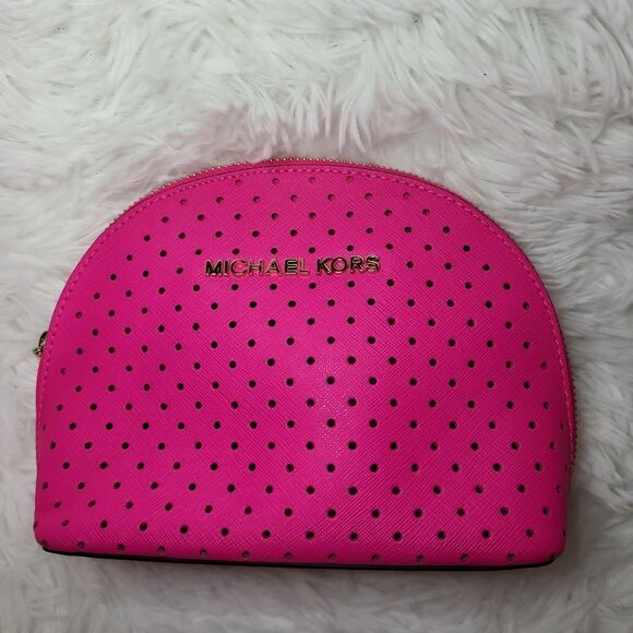 COPY - Authentic Michael kors toiletries bag NWOT - Picture 1 of 6